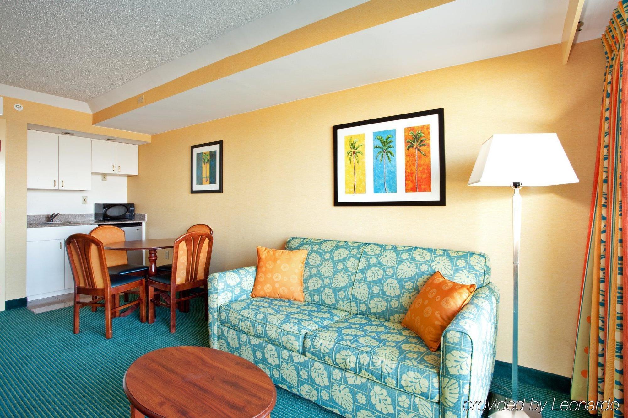 Holiday Inn Express Hotel & Suites Virginia Beach Oceanfront, An Ihg Hotel Habitación foto